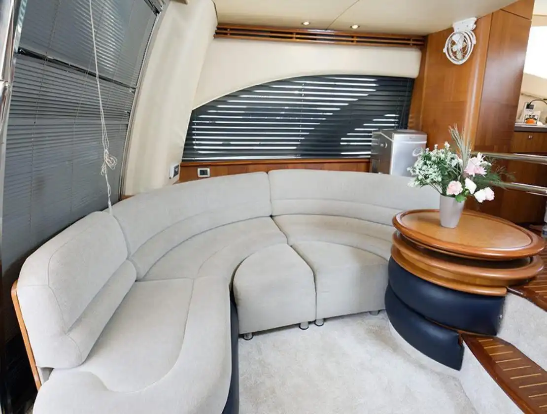 Antalya Yat Kiralama 19m Azimut 55 Fly